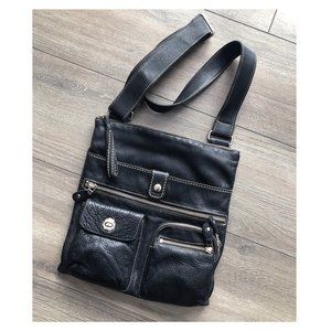 ROOTS Pebble Leather Crossbody Bag Purse Black